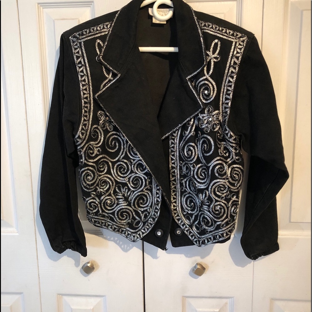 Cache jacket used in great condition size M